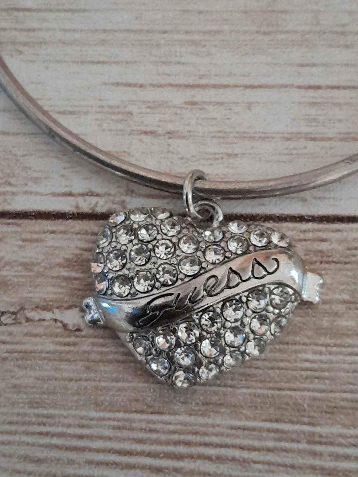 Pulsera con colgante de corazón, color plateado – photo 2